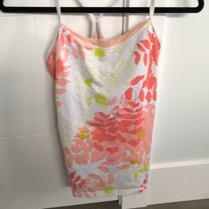 Lululemon workout top